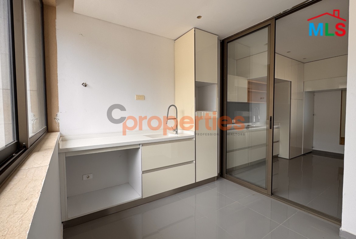 Duplex for rent in Awkar belle vue- CPTA105