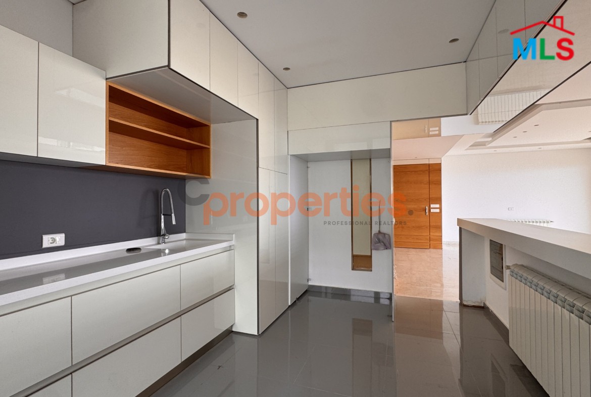Duplex for rent in Awkar belle vue- CPTA105
