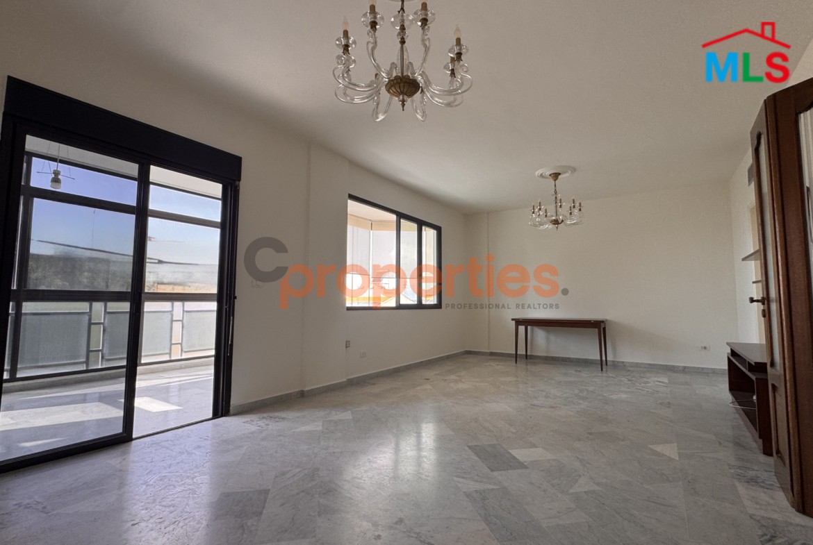 Apartment for rent in Awkar belle vue - CPTA104