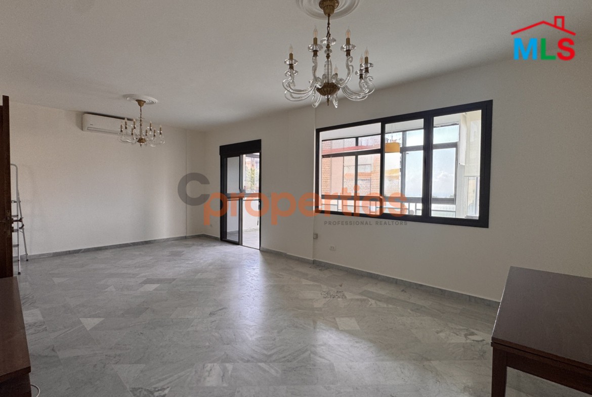 Apartment for rent in Awkar belle vue - CPTA104
