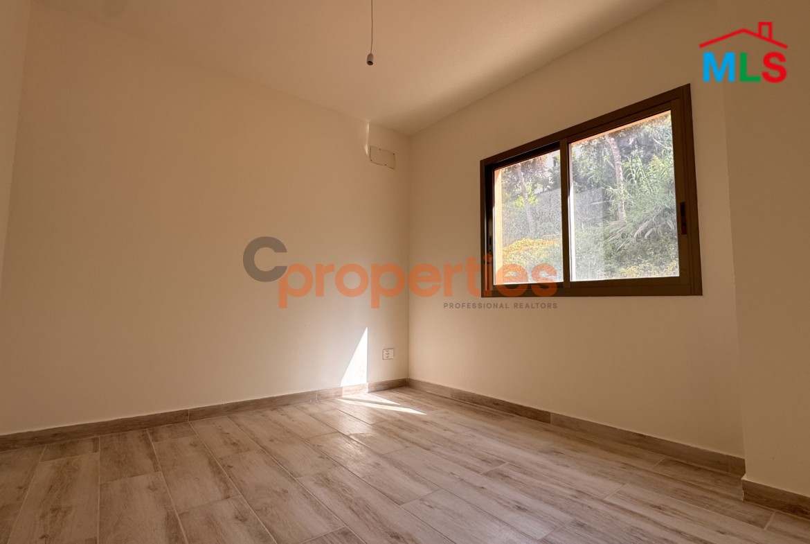 Apartment for rent in Awkar-CPTA103