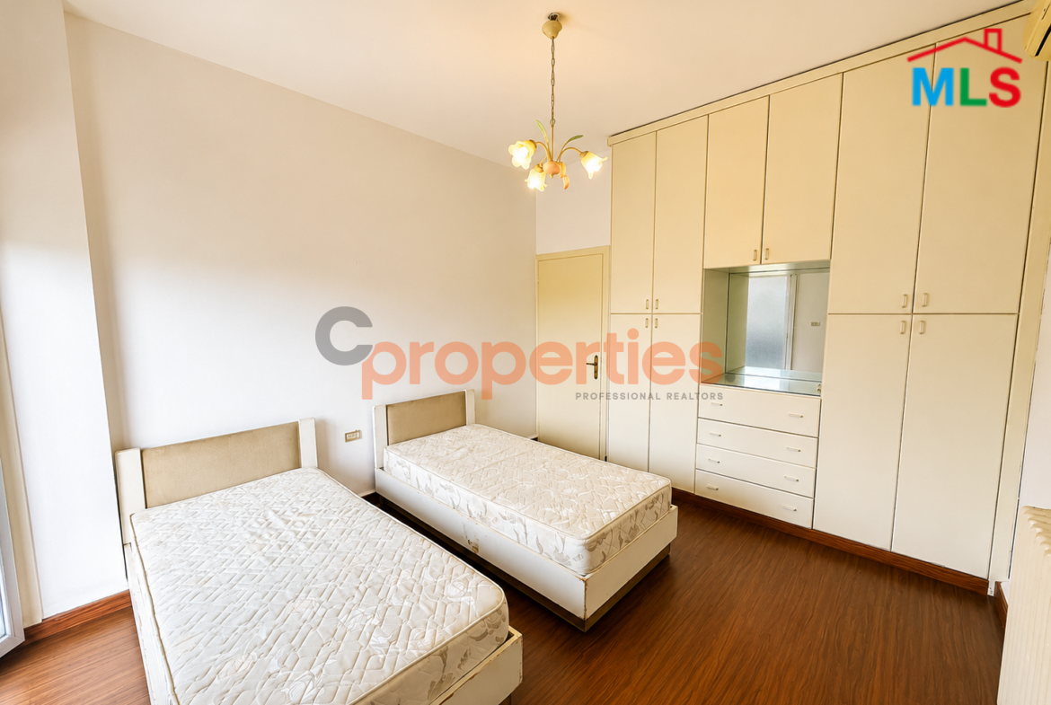 Apartment For Rent in Hazmieh - CPCH34