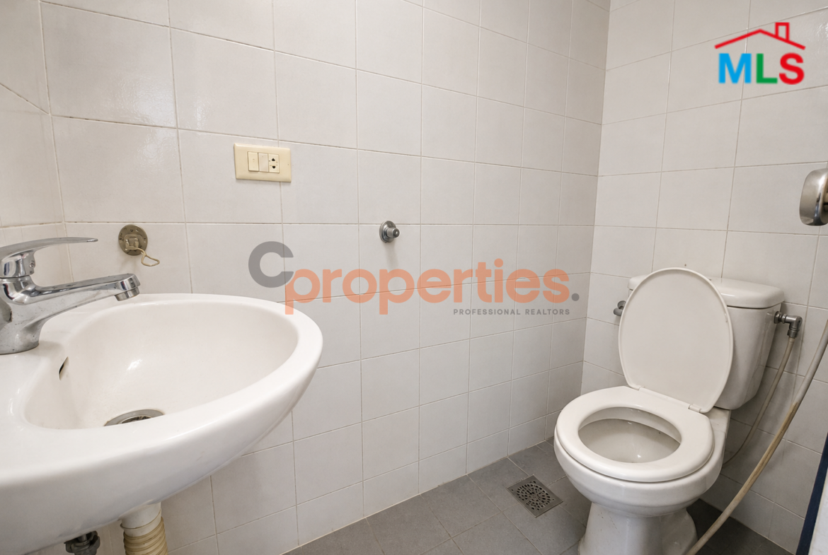 Shop For Rent in Zalka - Prime Location - CPFY268