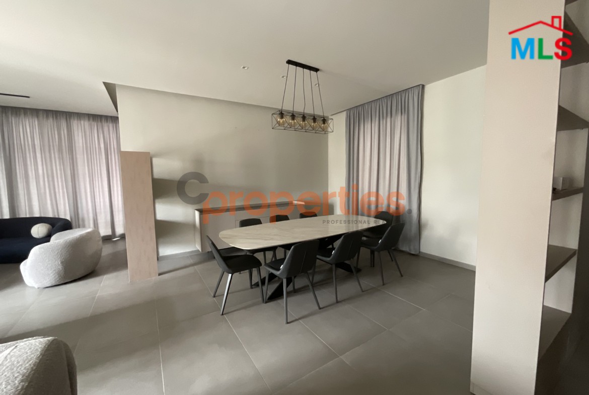 Luxurious Furnished Apartment For Rent In A Tower In Achrafieh | Rmeil - CPBRC04