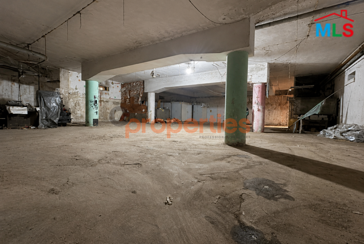 Warehouse For Rent in Rawche - CPBHS64
