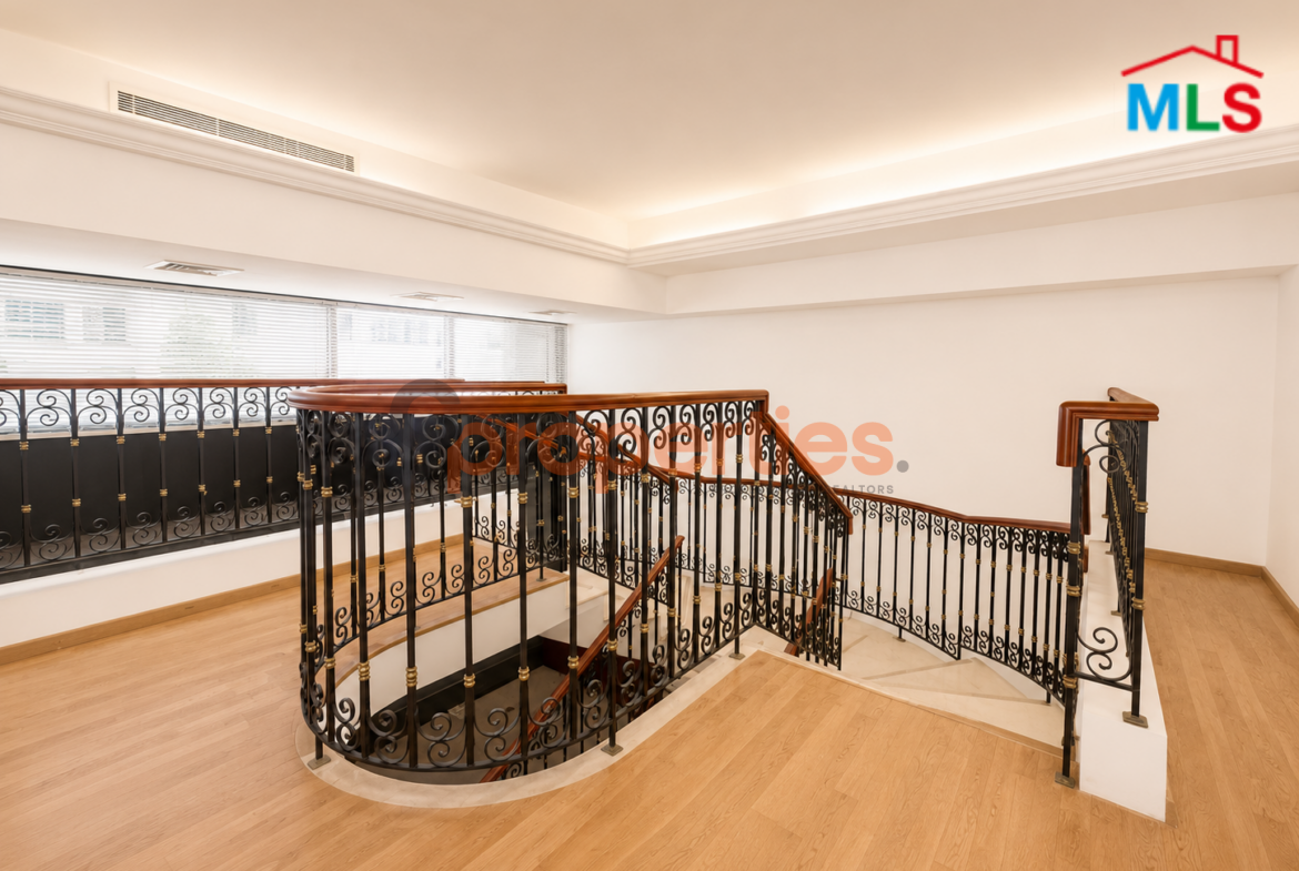 Shop for rent in Hamra- CPBMKH12