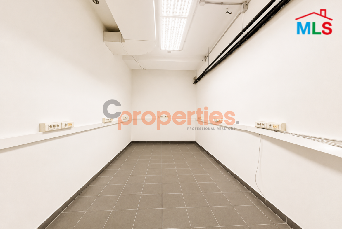 Shop for rent in Hamra- CPBMKH10