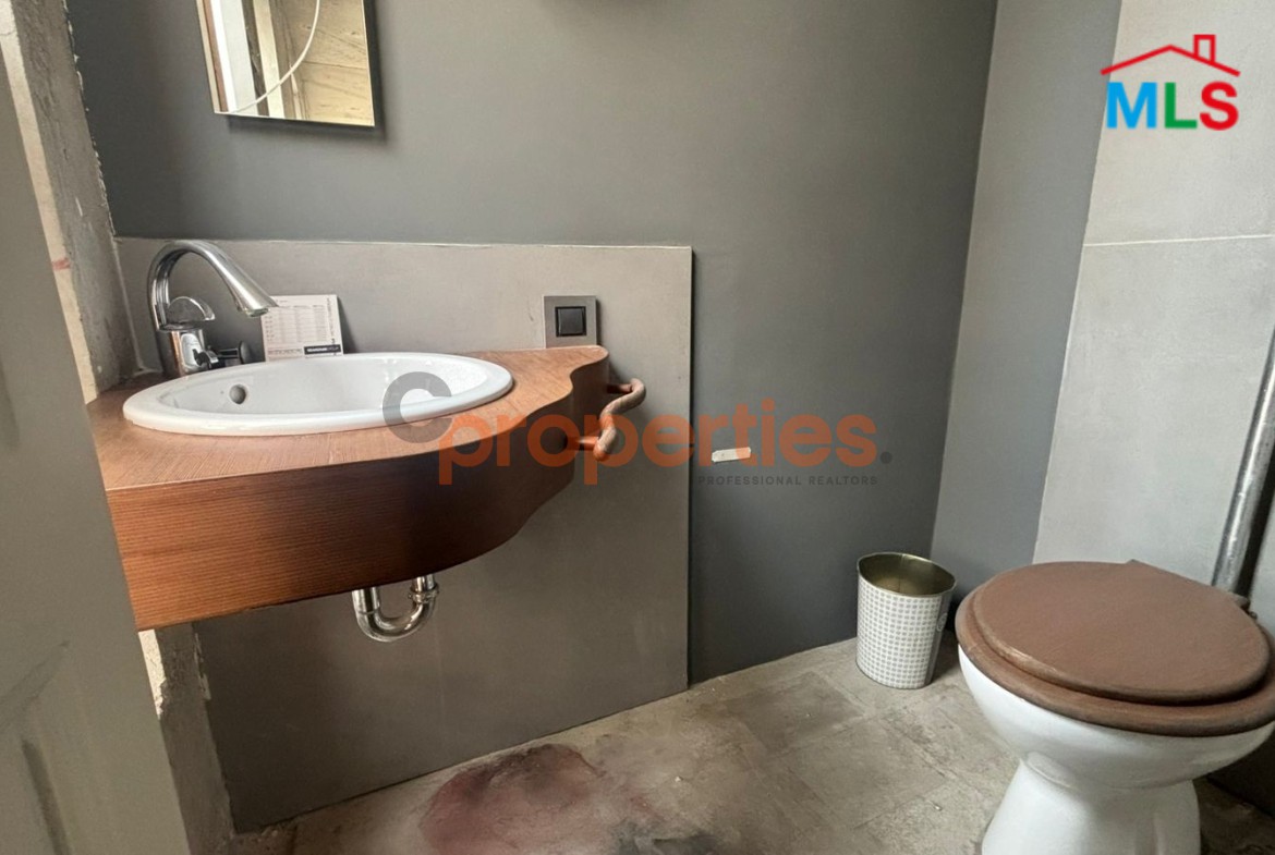 Office for rent in Badaro - CPBZK07
