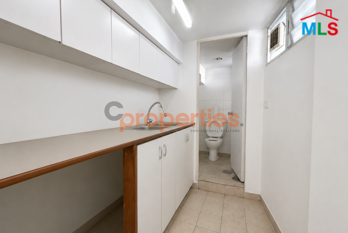Shop for rent in Hamra- CPBMKH05