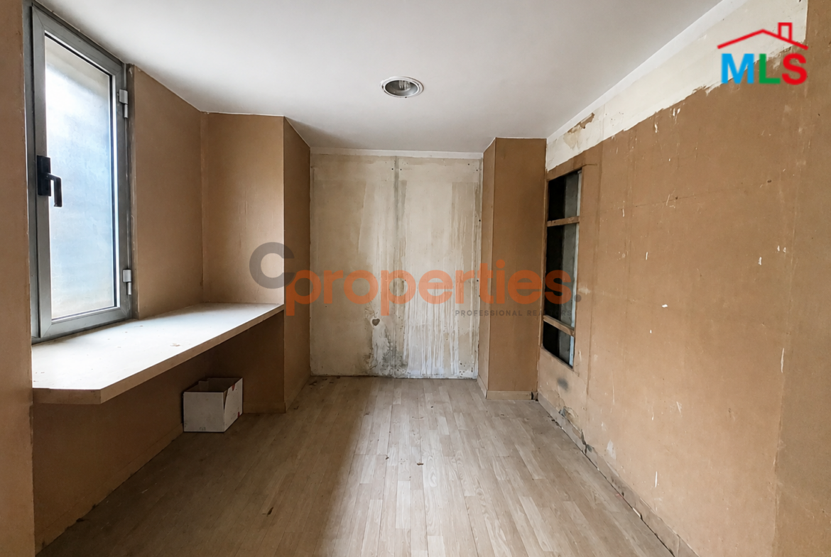 Shop for rent in Hamra- CPBMKH05