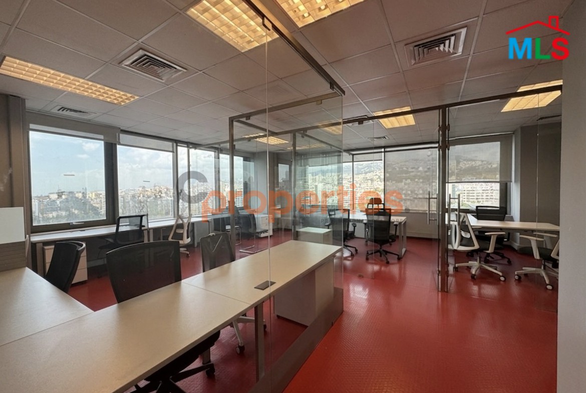 Office for rent in Sin El Fil - CPGA151