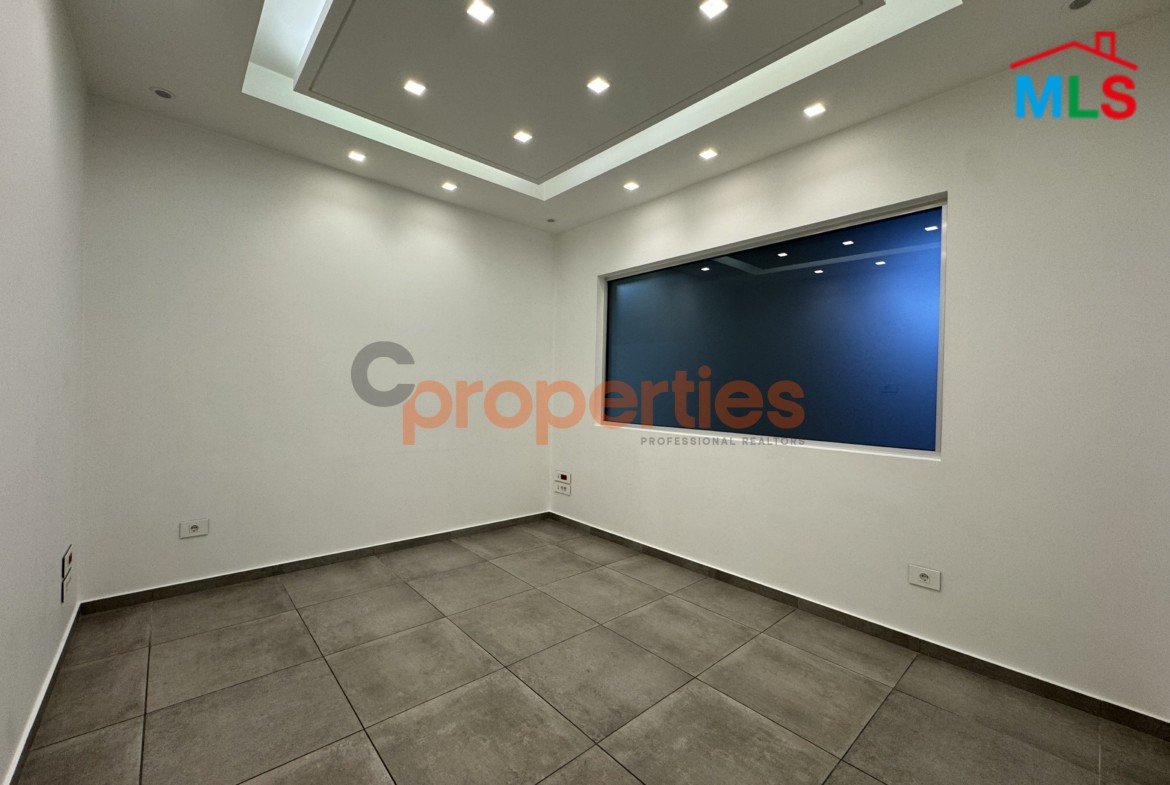 Office for Rent in Horsh Tabet - CPGA150