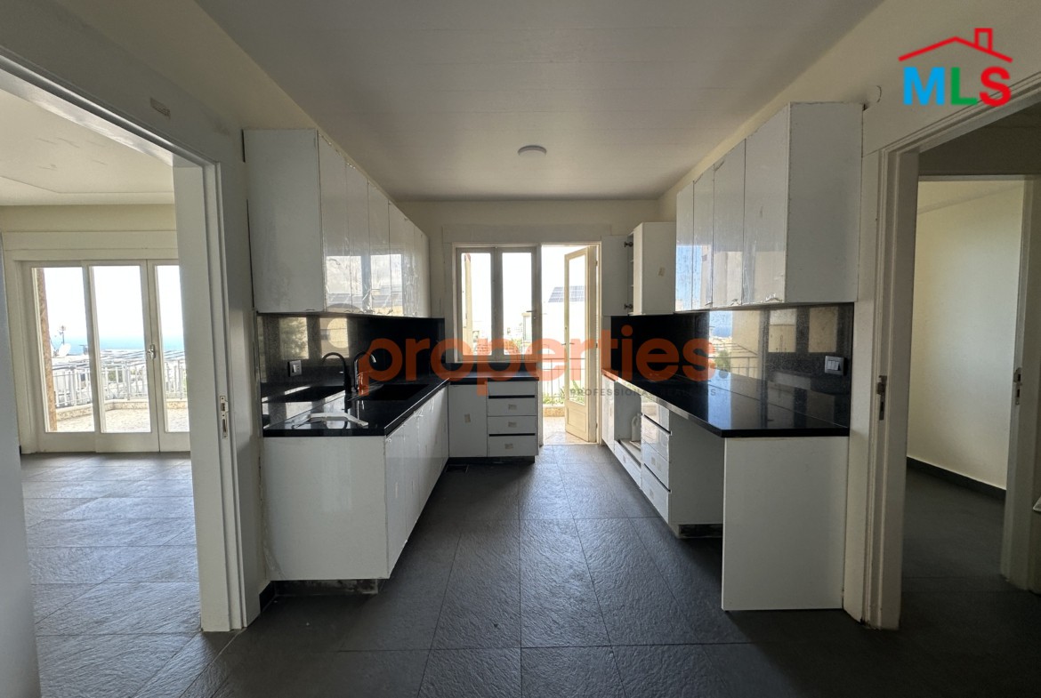 Apartment For Rent in Rabieh - CPCF296