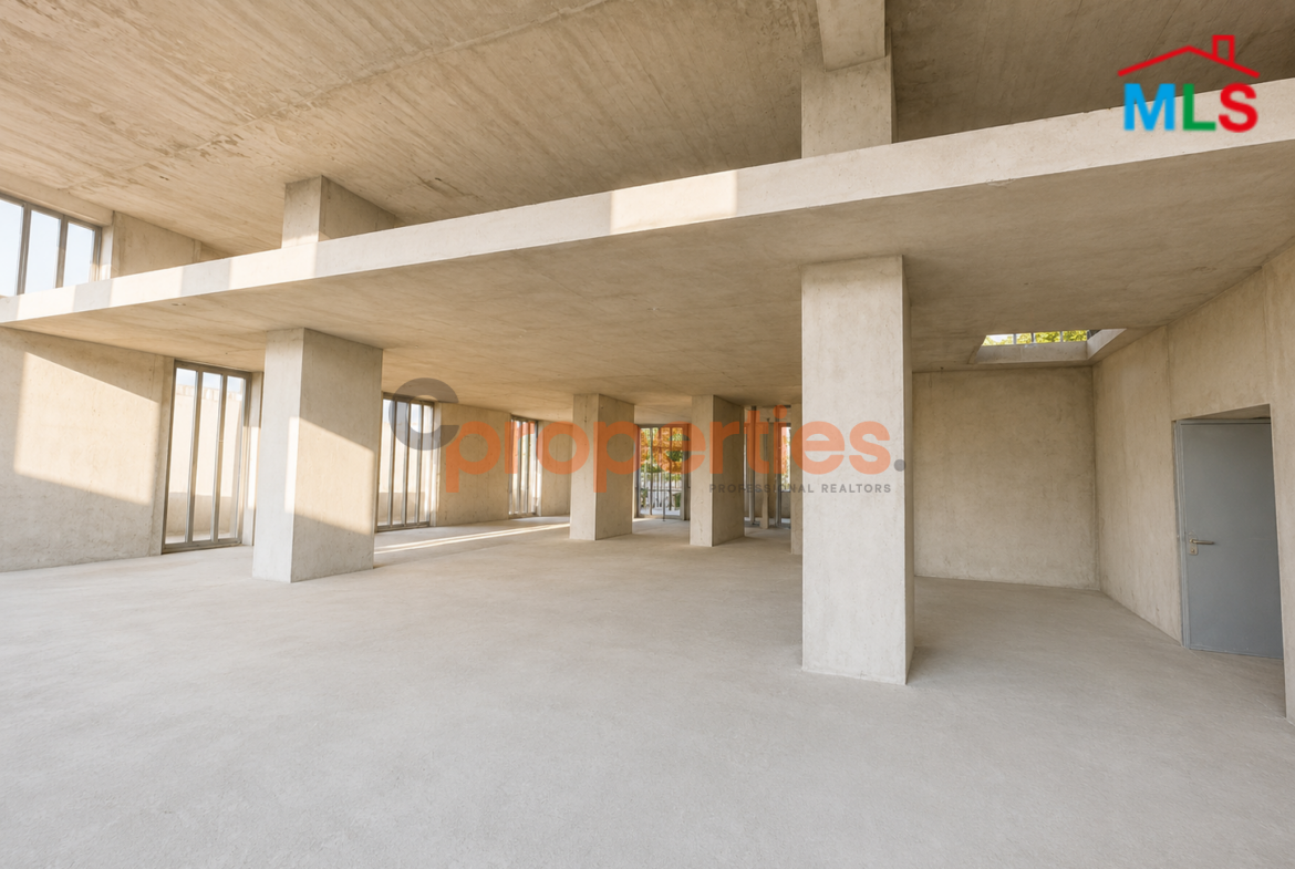 Showroom For Rent In Rawche - CPBHS33