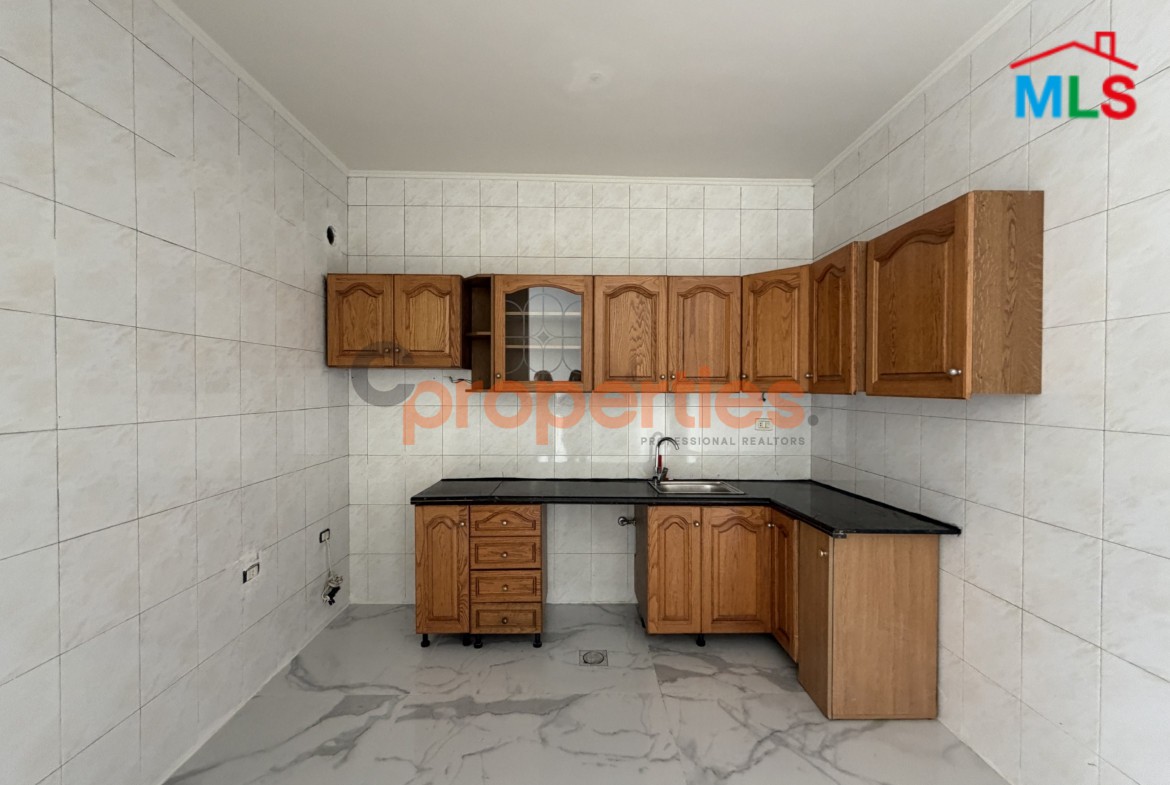 Apartment For Rent in Rabweh شقة للاجار في الربوه CPCF357