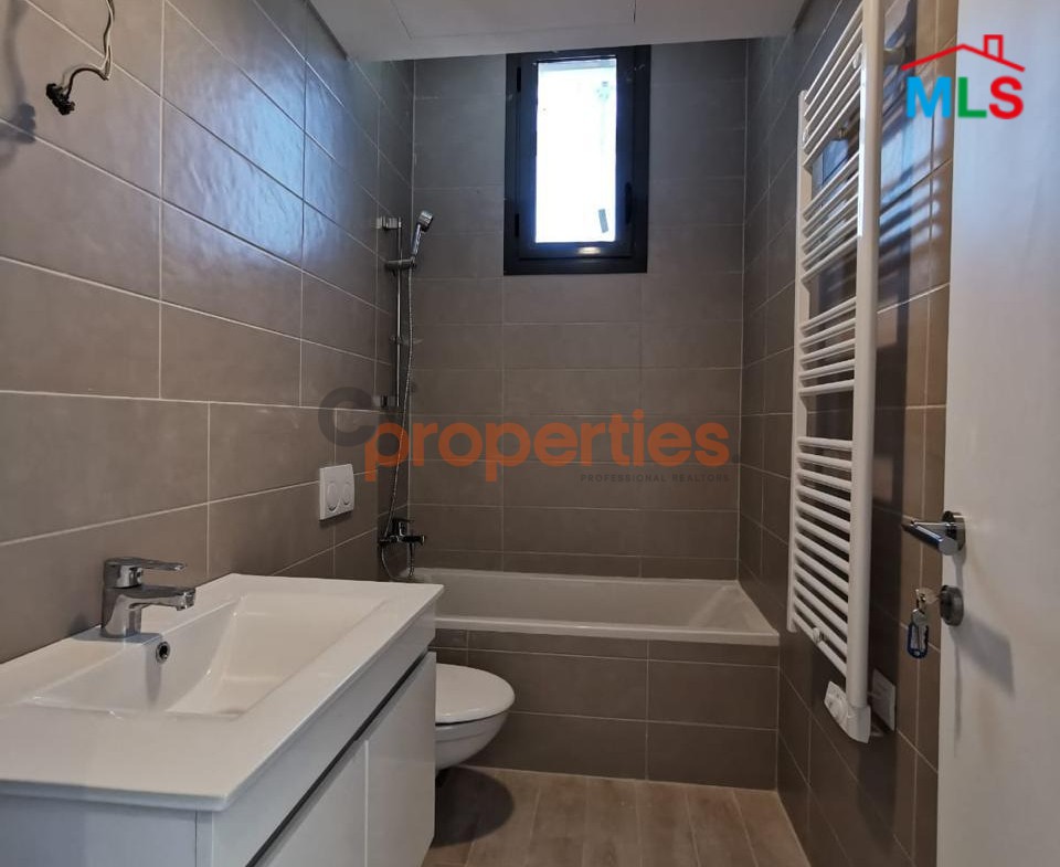 Apartment For Rent In Achrafieh - CPBWW136