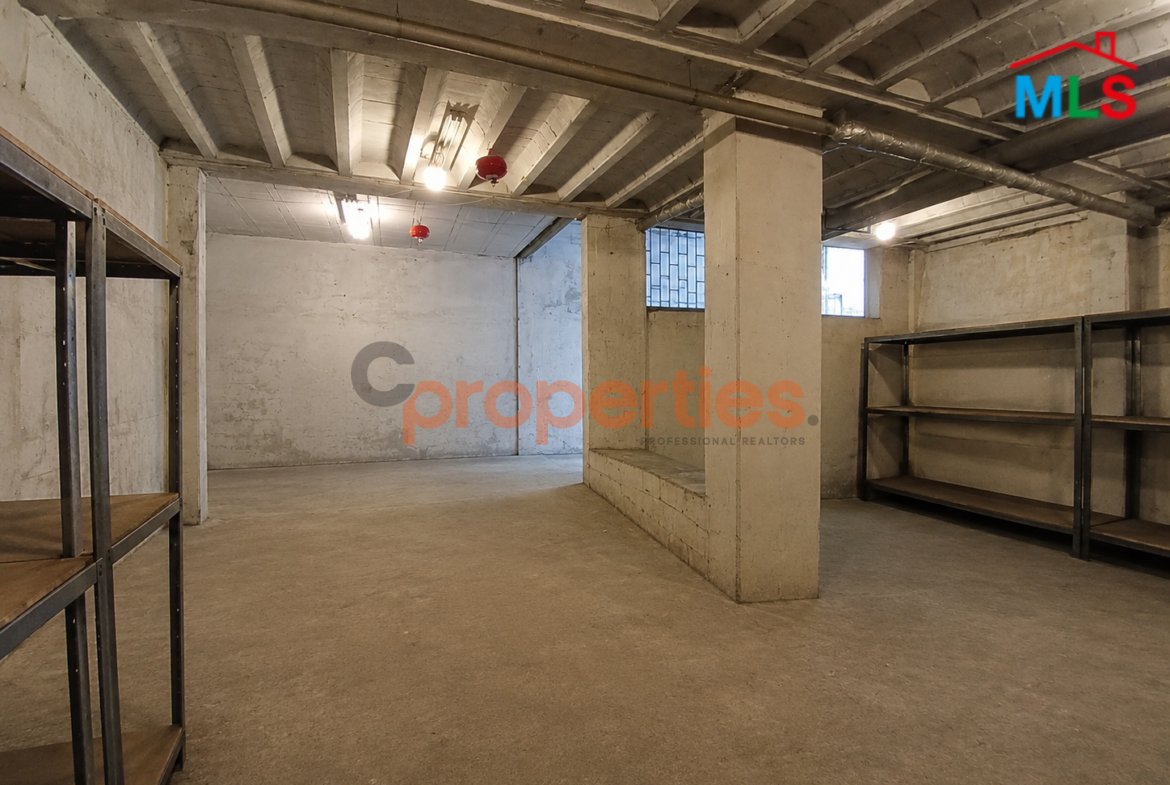Prime Warehouse for Rent in Mansourieh - CPHJ01