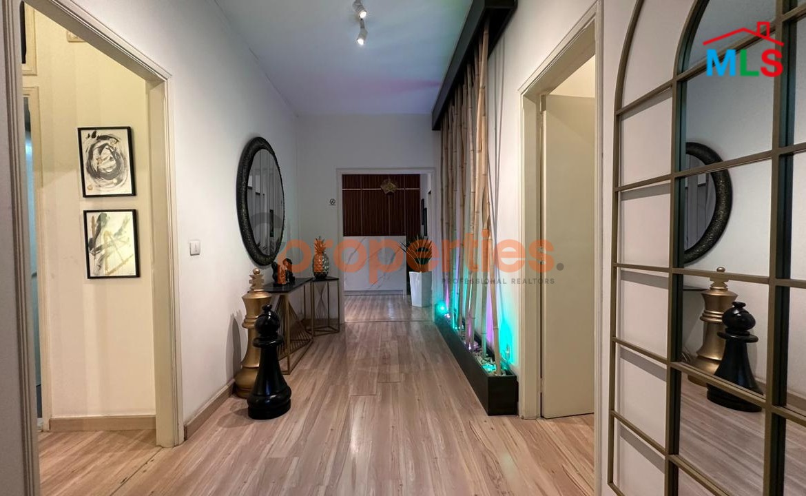 Office For Rent In Manara - CPBHS09