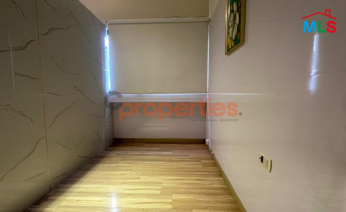 Office For Rent In Manara - CPBHS09