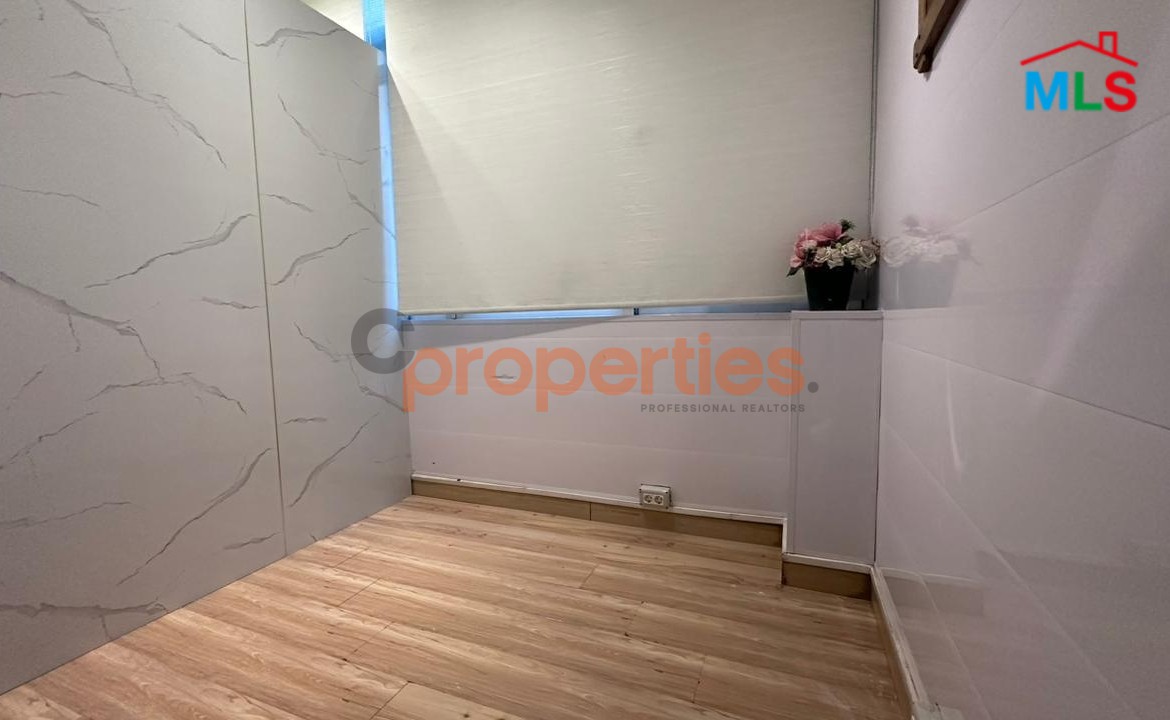 Office For Rent In Manara - CPBHS09