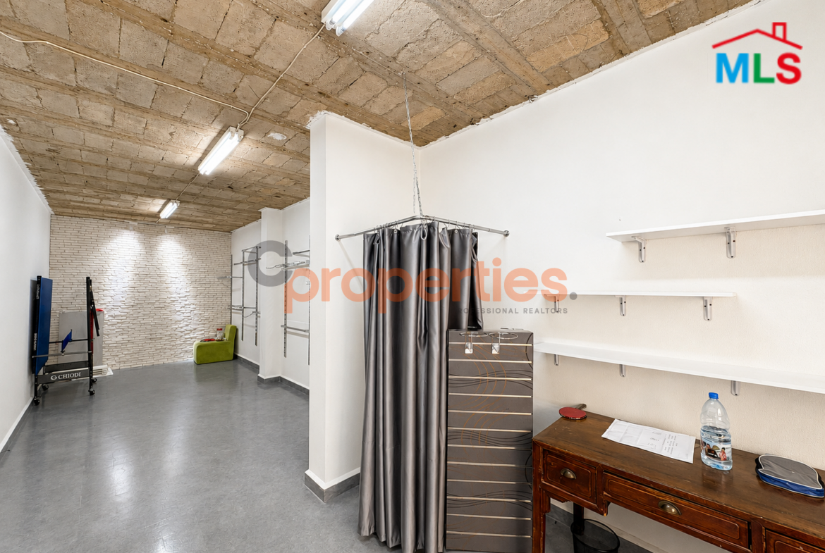 Office For Rent in Hazmieh - CPCH20