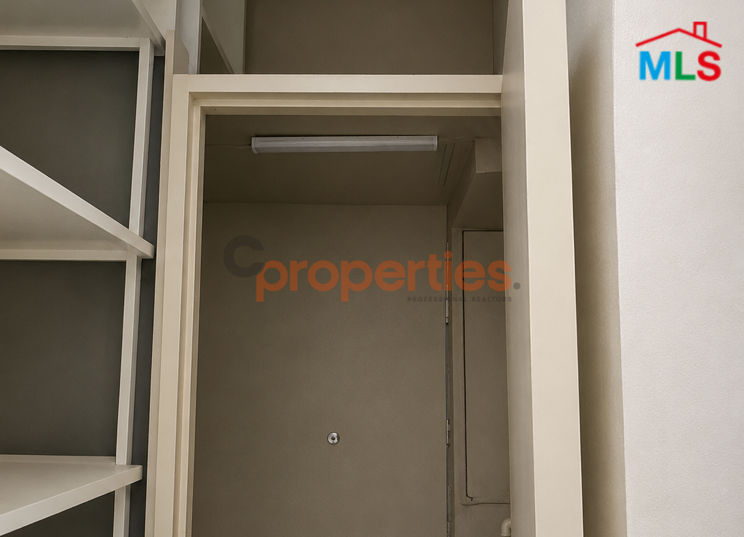 Prime and Main Road Located Shop For Rent In Achrafieh | Rmeil - CPBRC01