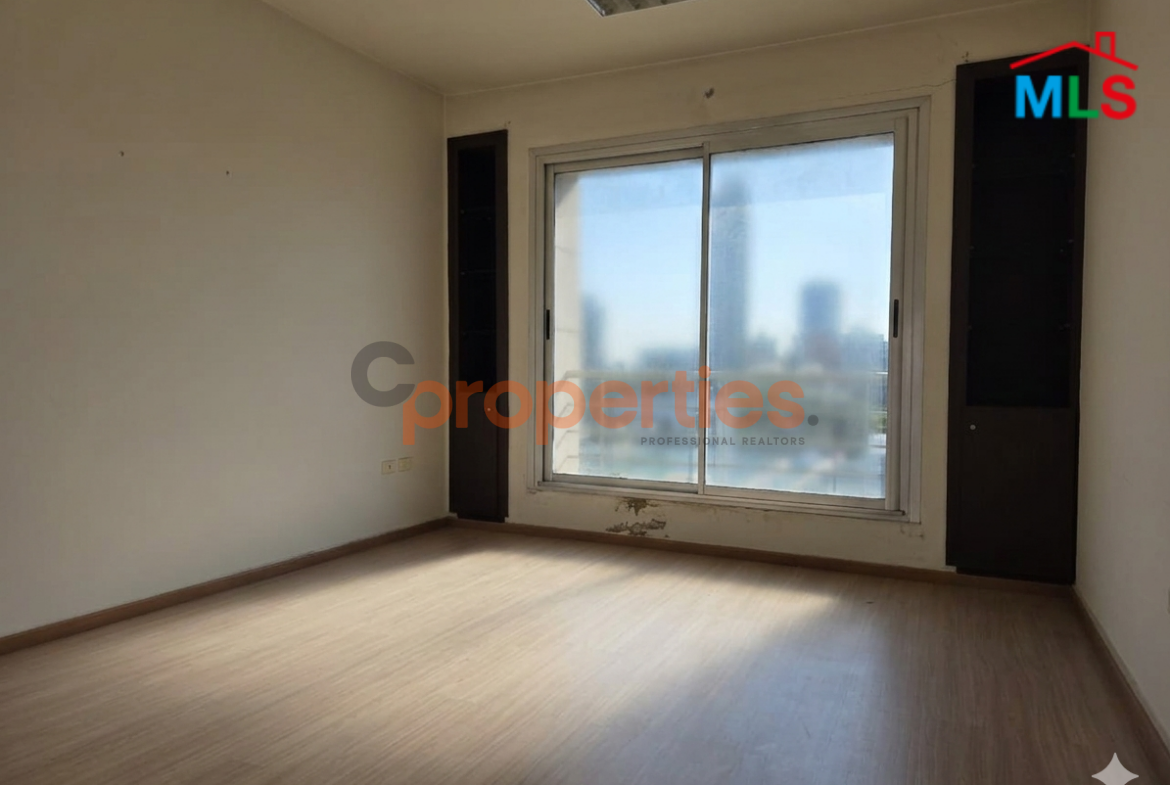 Office for rent in Sin El Fil - CPGA146