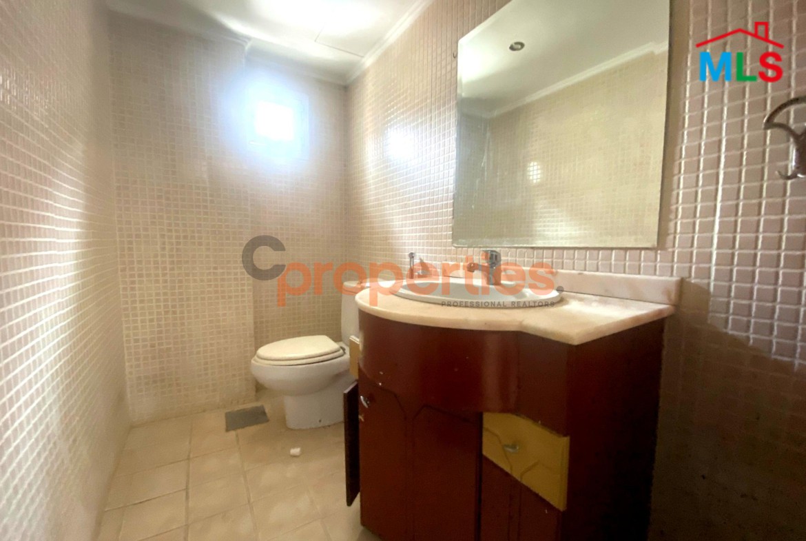 Prime Office for Rent in Zalka - CPFY237