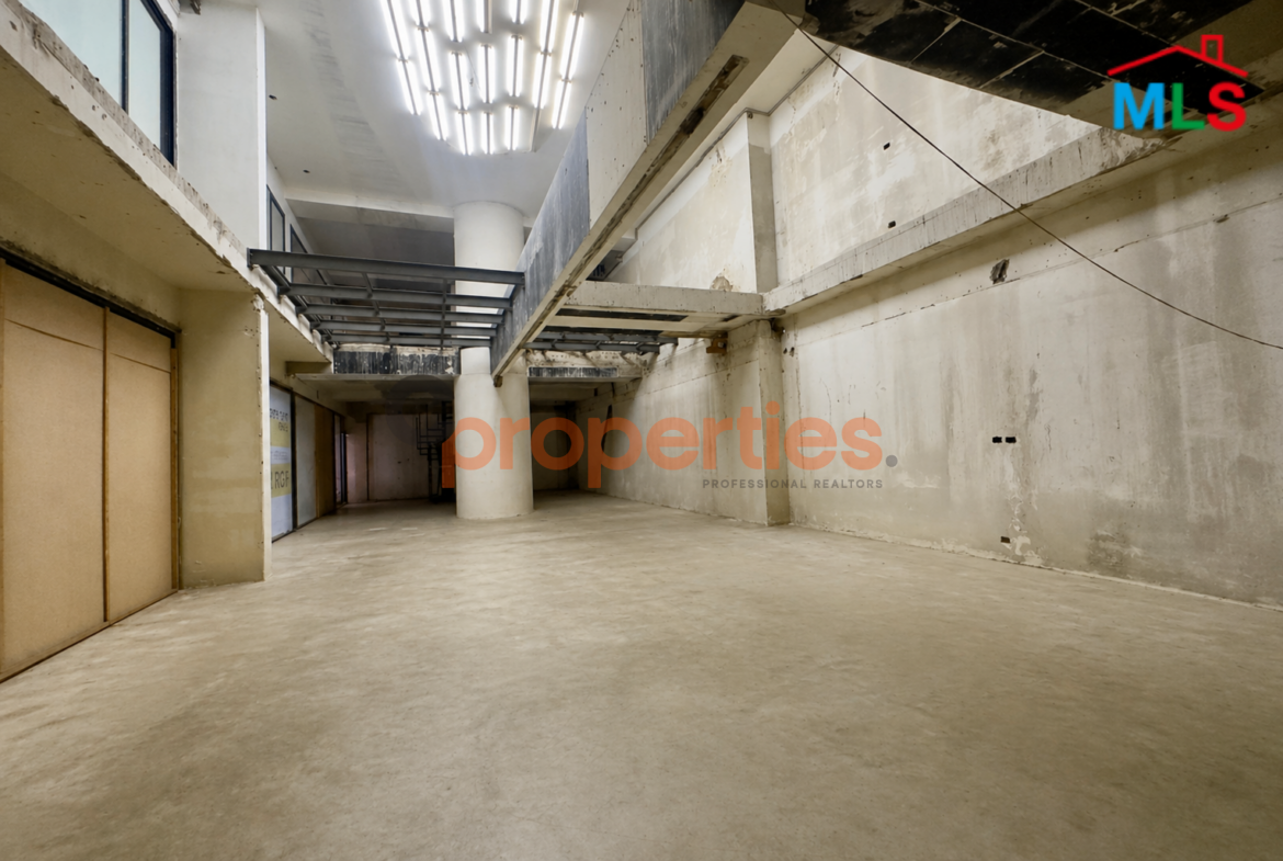Commercial space for Rent in Hamra - CPBEC05