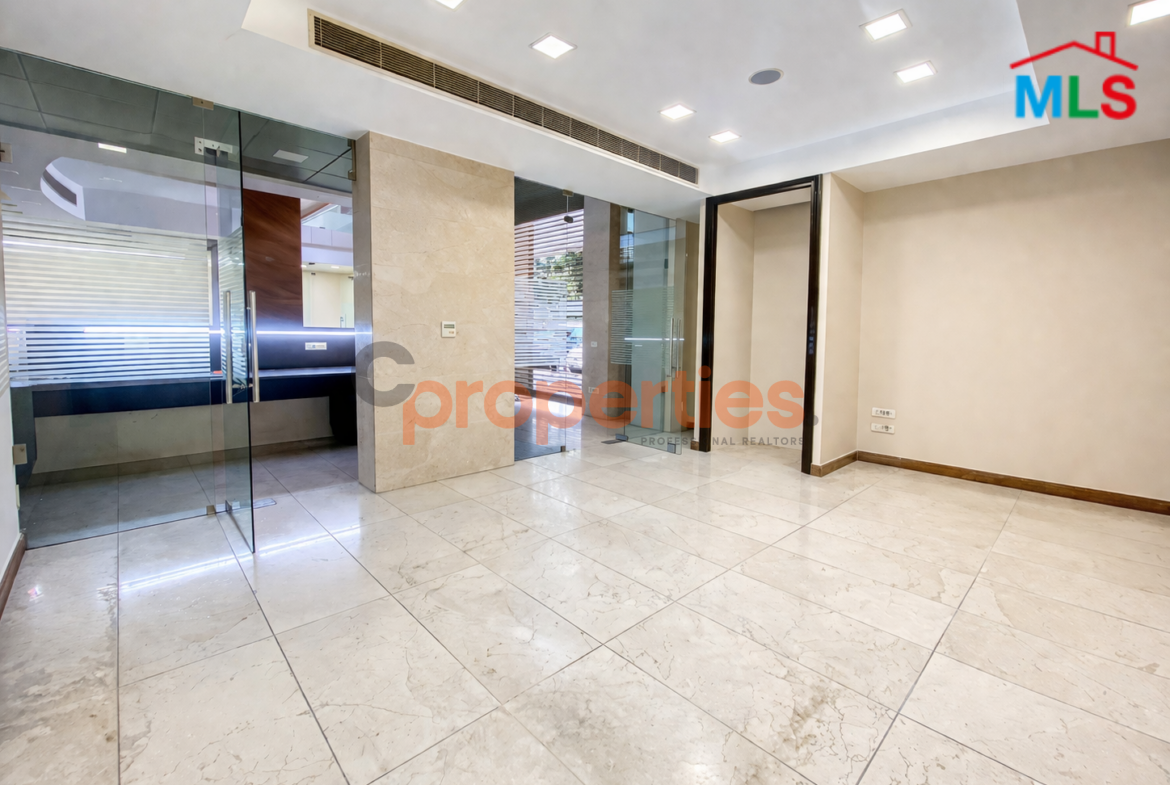 Prime Showroom & Office for Rent in Jal El Dib - CPFY236