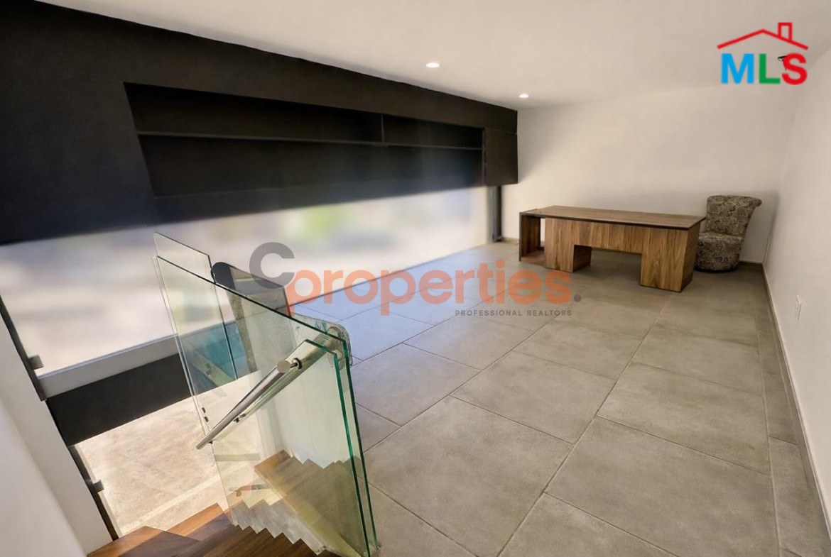 Shop for Rent in Achrafieh (Prime Location) - CPBEC02