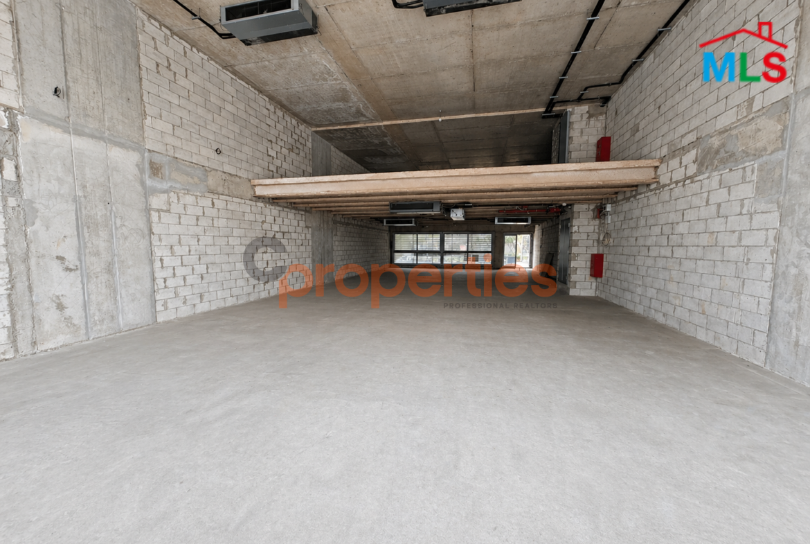 Shop For Rent In Achrafieh - CPBWW122