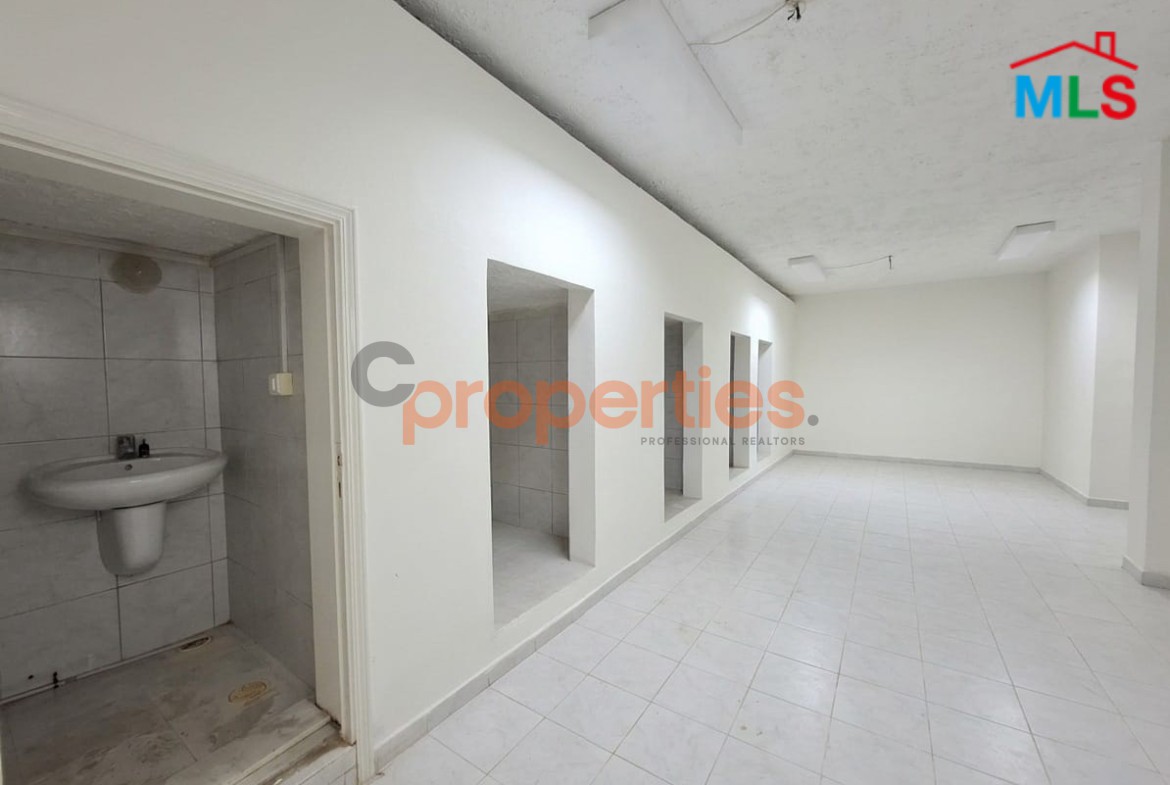 Underground Floor For Rent In Achrafieh - CPBMH15