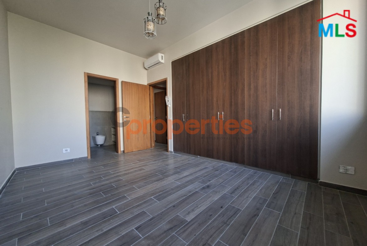 Apartment For Rent In Achrafieh - CPBWW115