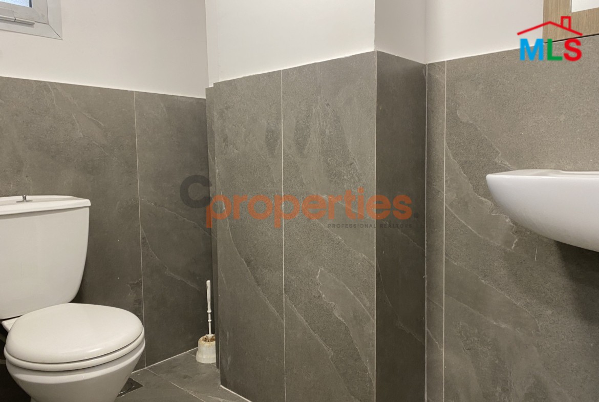 Office for Rent in Prime Location Jal El Dib - CPFY206