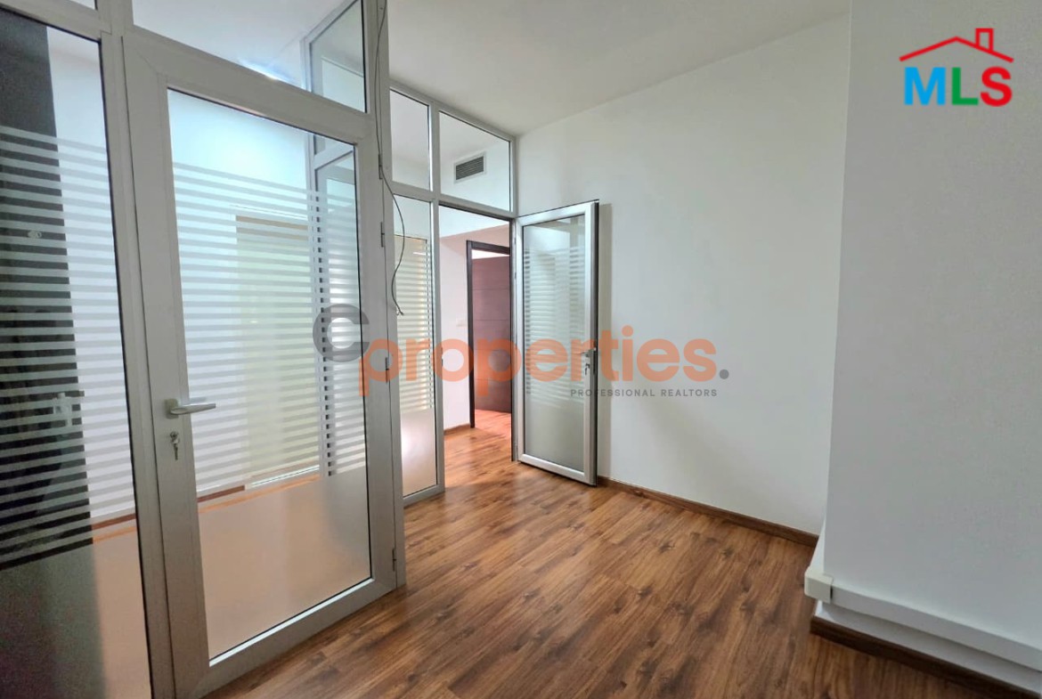 Office For Rent | Antelias | Unfurnished - CPRD233
