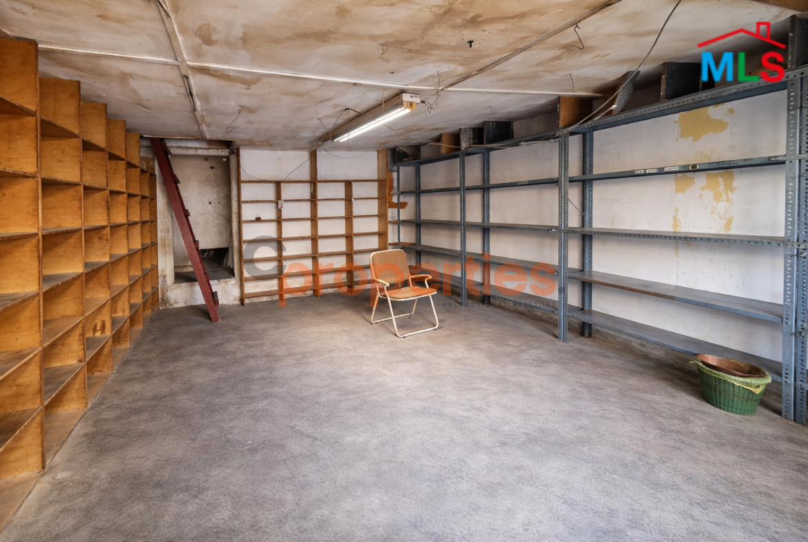 Shop For Rent In Antelias - CPRDM230