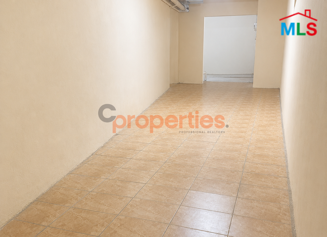 Warehouse For Rent In Achrafieh - CPBWW106