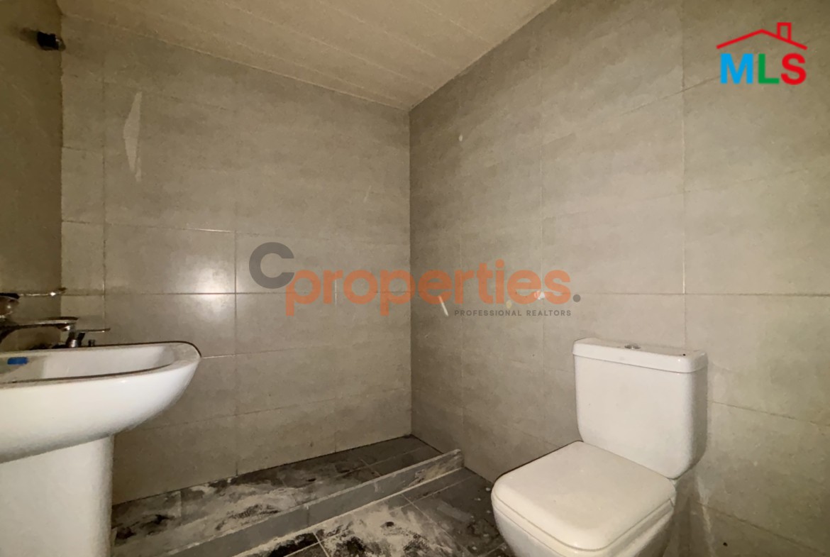 Apartment for rent in Qennabet Broummana with terrace - CPRA111