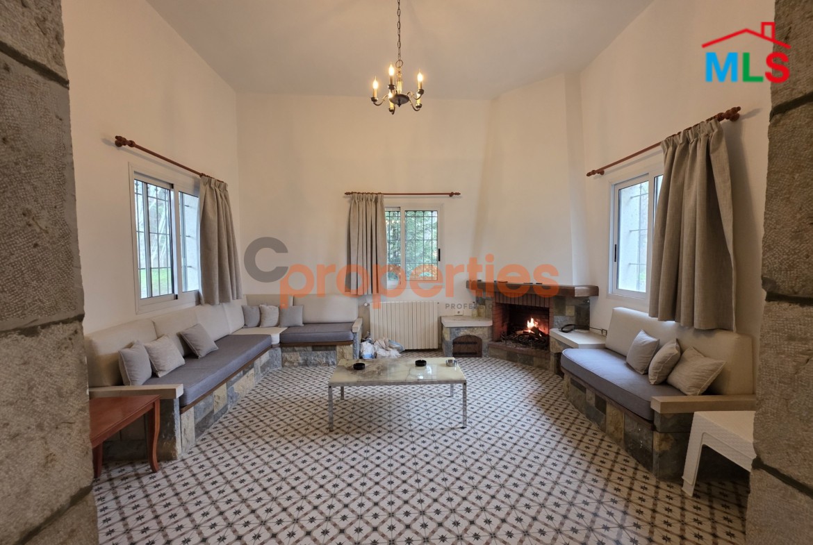 Furnished Home with Outdoor Space in Bologna For Rent - CPSK10