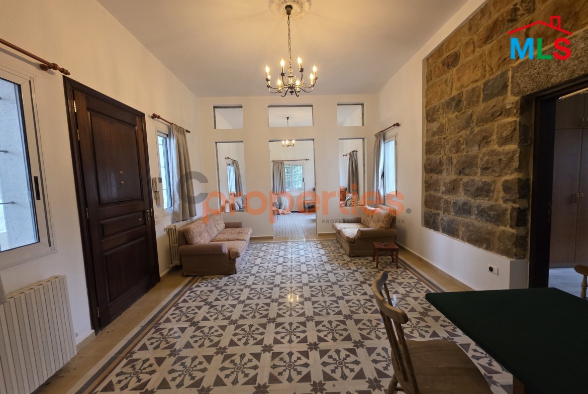 Furnished Home with Outdoor Space in Bologna For Rent - CPSK10