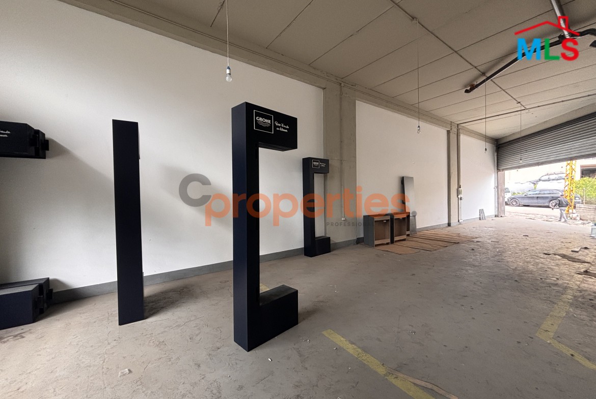 Shop for rent in Qennabet Broummana - CPRA107