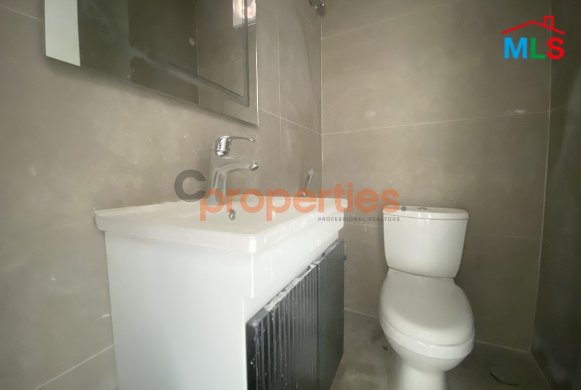 Prime Office for Rent in Zalka - CPFY127