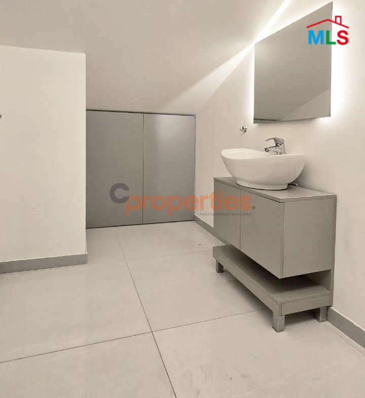 Apartment For Rent In Tabarja - CPJGK63