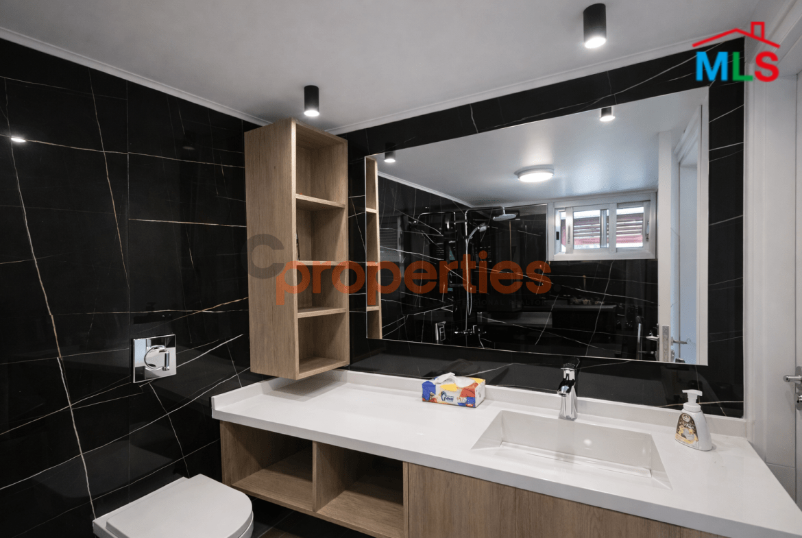 Chalet For Rent In Tabarja - CPJGK57