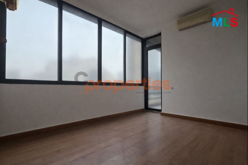 Office For Rent In Badaro - CPJA49