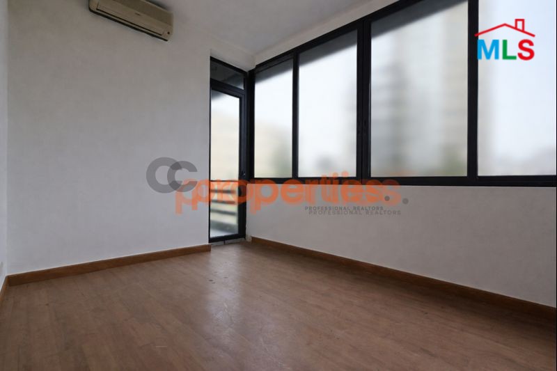 Office For Rent In Badaro - CPJA49