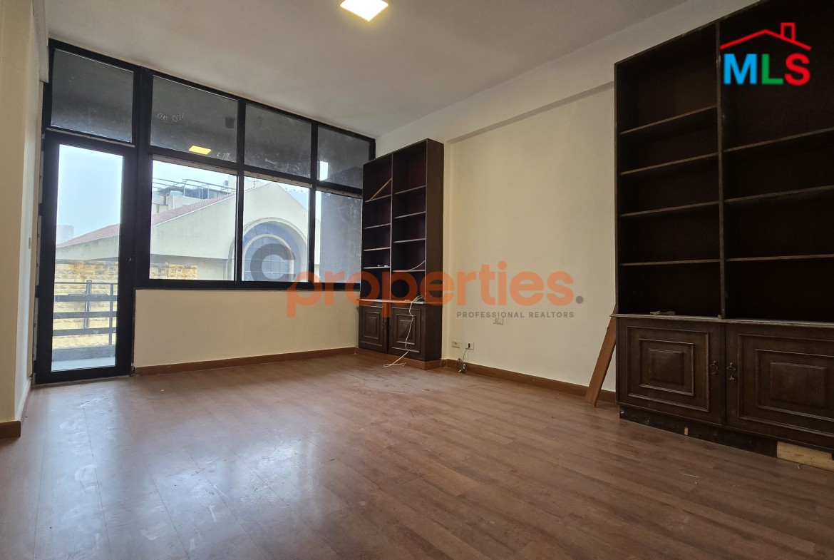 Office For Rent In Badaro - CPJA49