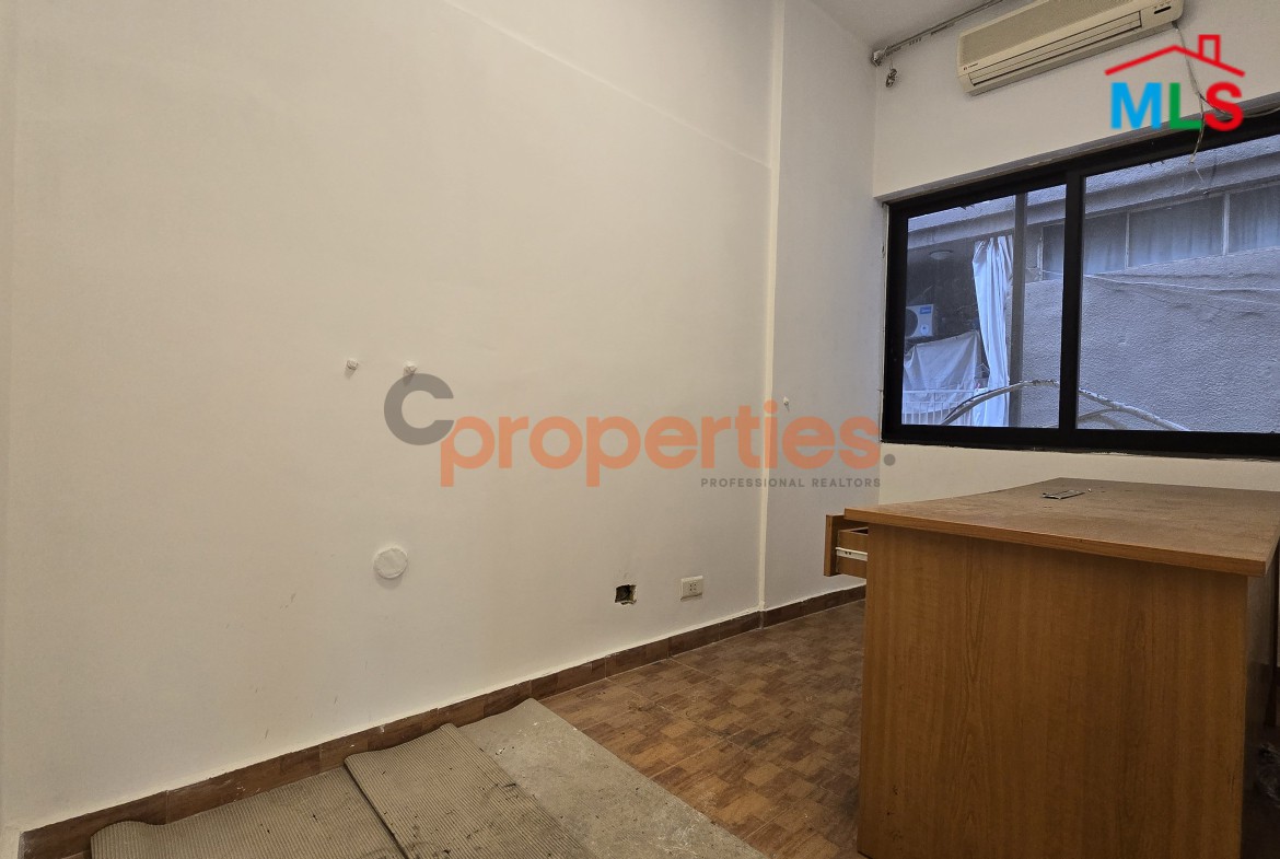 Office For Rent In Badaro - CPJA49