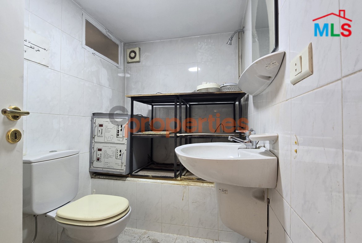 Office For Rent In Badaro - CPJA49